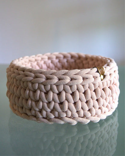 Stabiler Häkelkorb aus 9 mm Garn (ca. 30x14 cm)