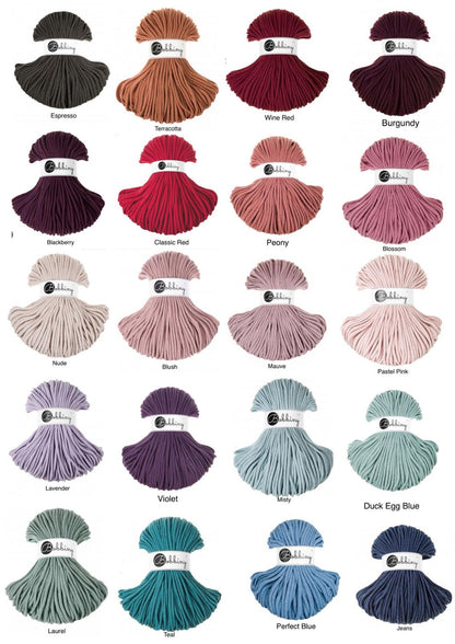 Stabiler Häkelkorb aus 9 mm Garn (ca. 30x14 cm)